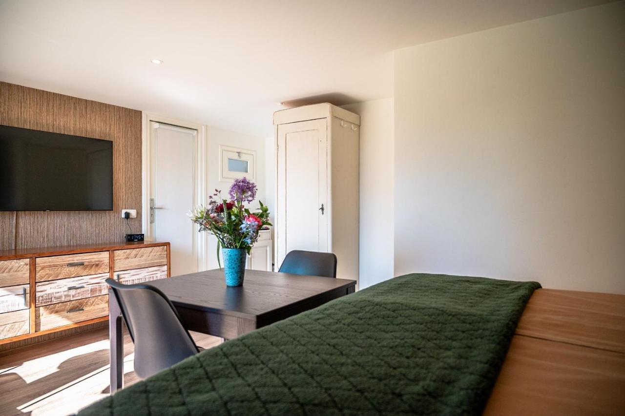 B&B De Scherpenhof Leur Bagian luar foto