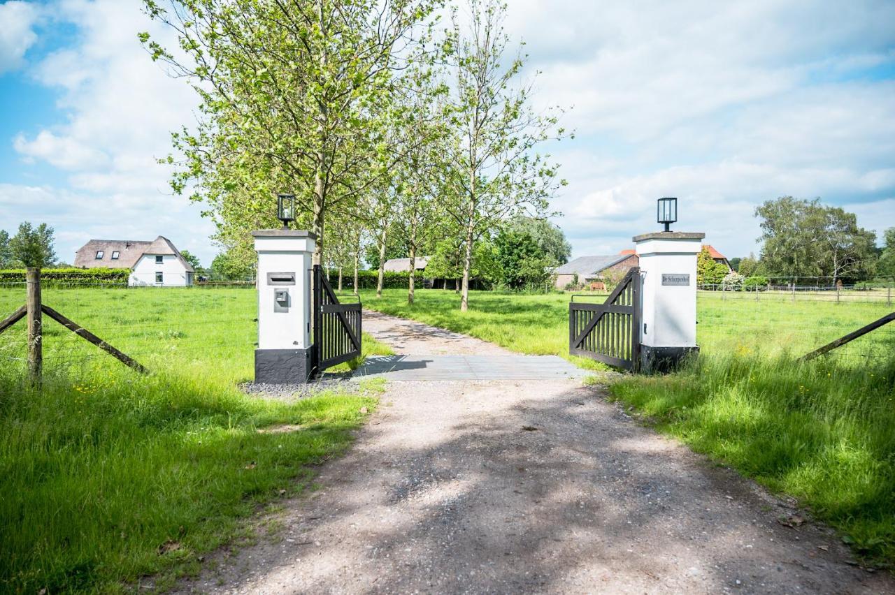 B&B De Scherpenhof Leur Bagian luar foto