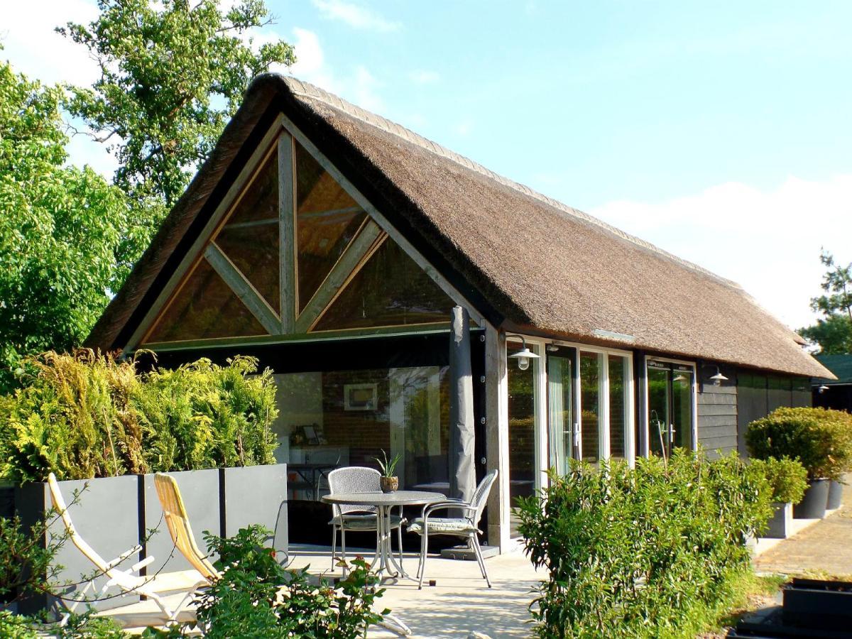 B&B De Scherpenhof Leur Bagian luar foto
